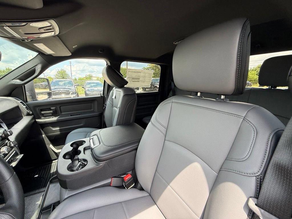 New 2026 RAM 3500 Tradesman AWD/4WD image 13