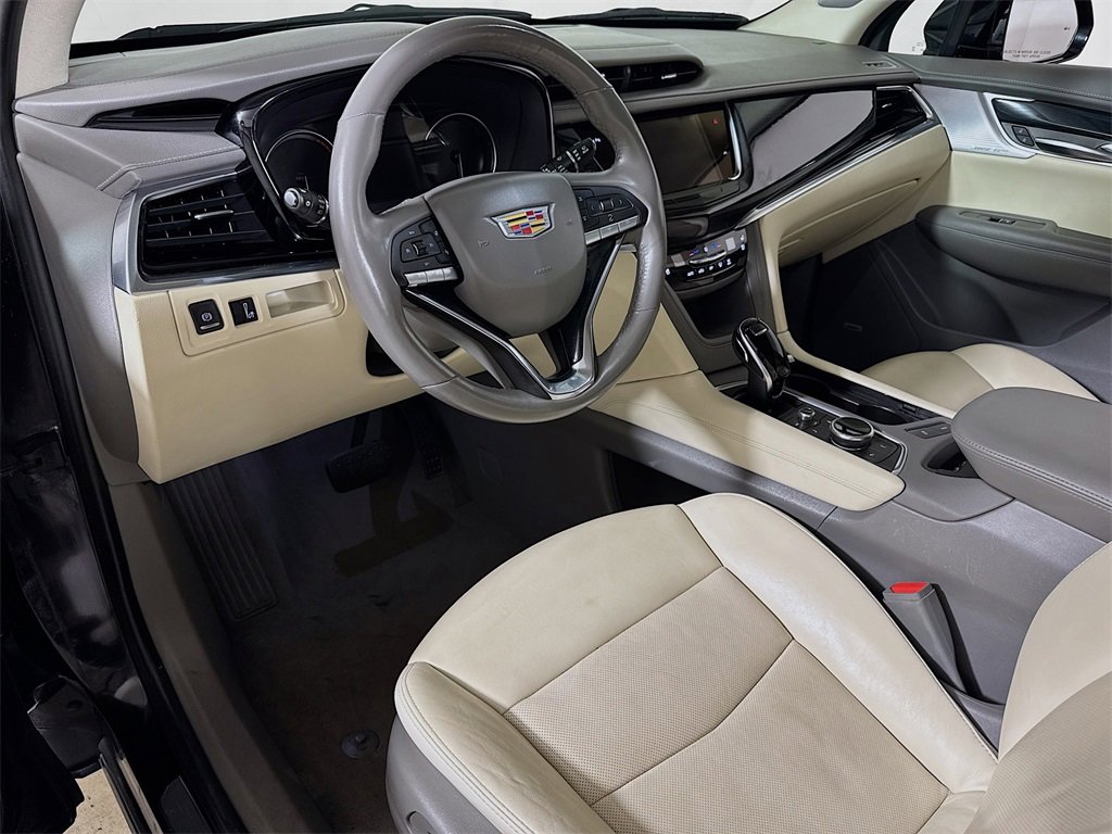 Certified 2024 Cadillac XT6 Premium Luxury image 7