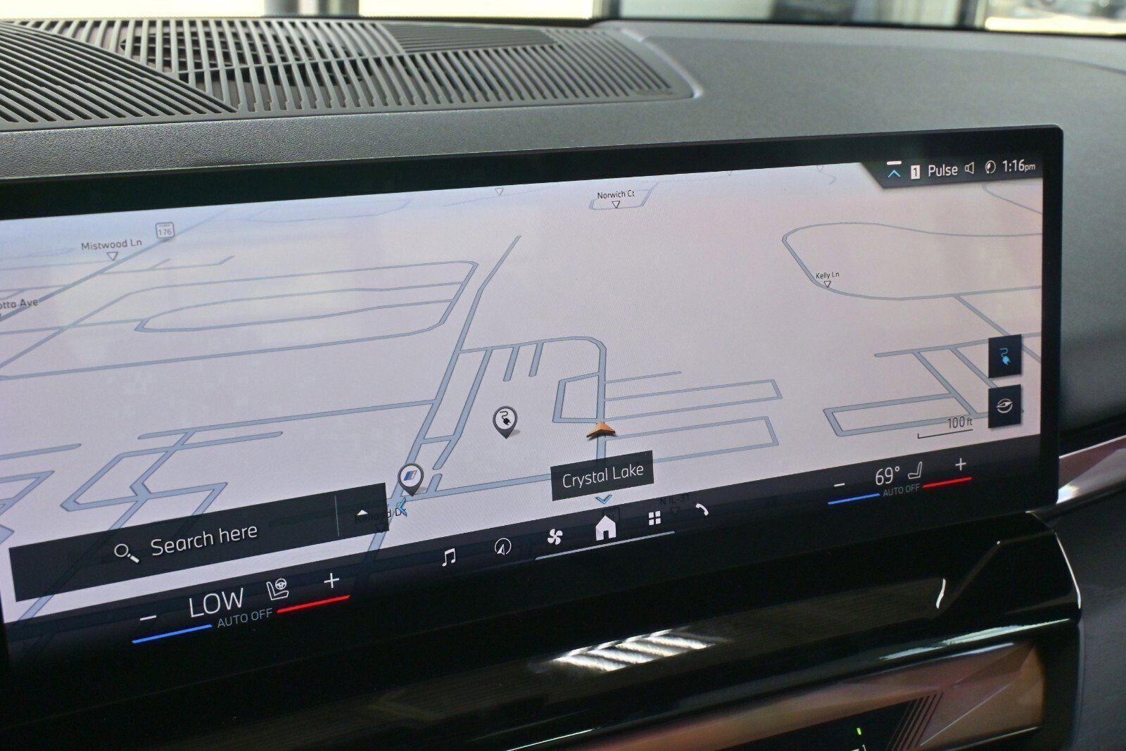 Used 2024 BMW i5 eDrive40i w/ Executive Package image 22