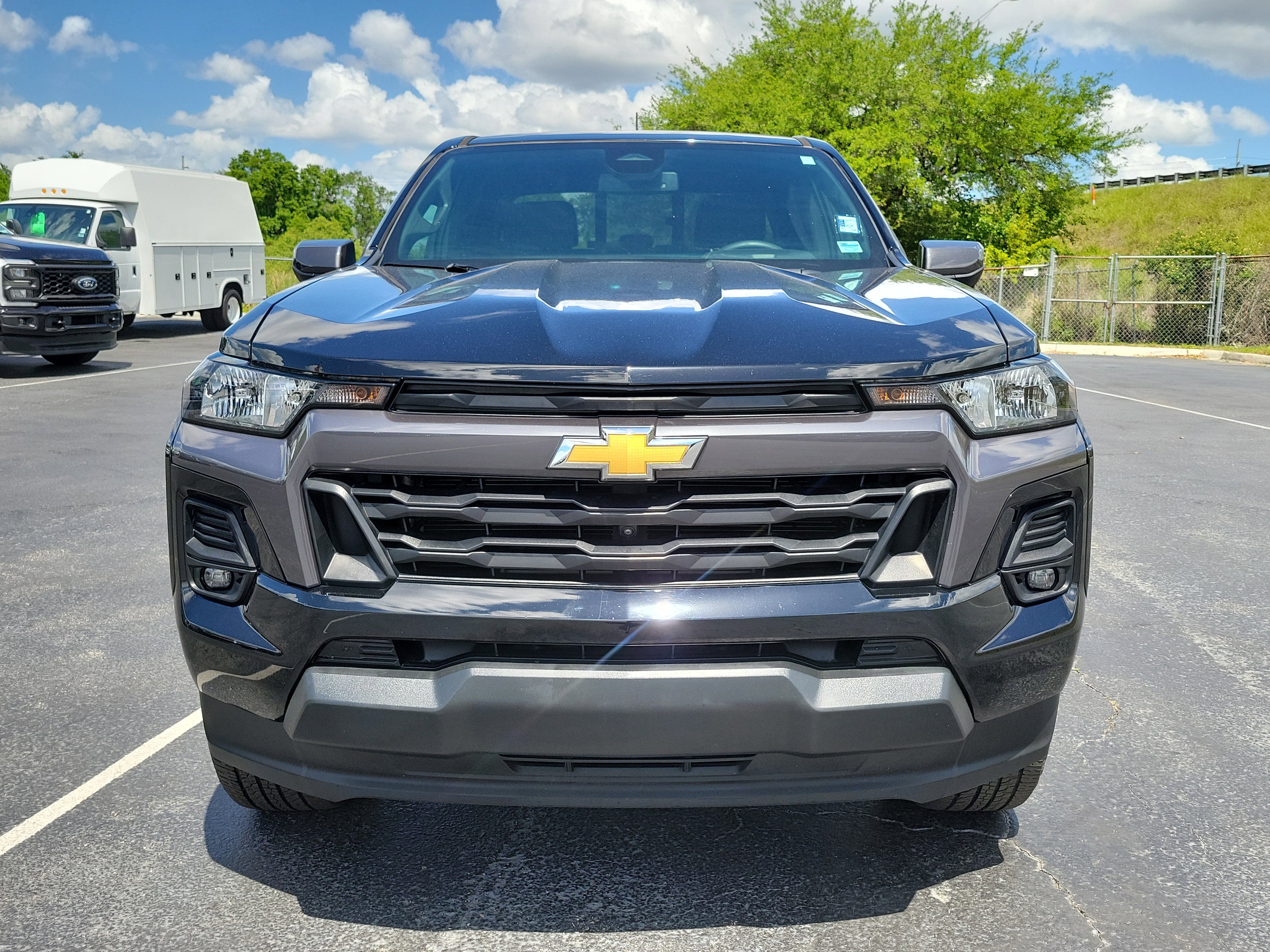Used 2023 Chevrolet Colorado LT w/ LT Convenience Package II image 2
