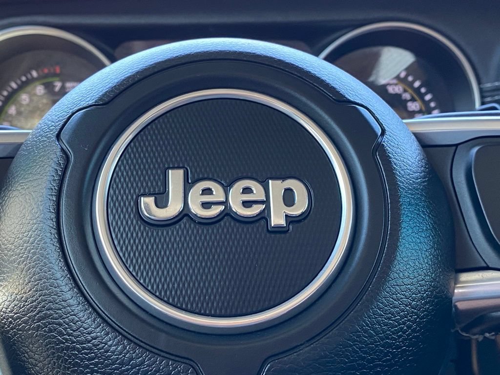 Used 2023 Jeep Wrangler Unlimited Sahara w/ Cold Weather Group AWD/4WD image 19