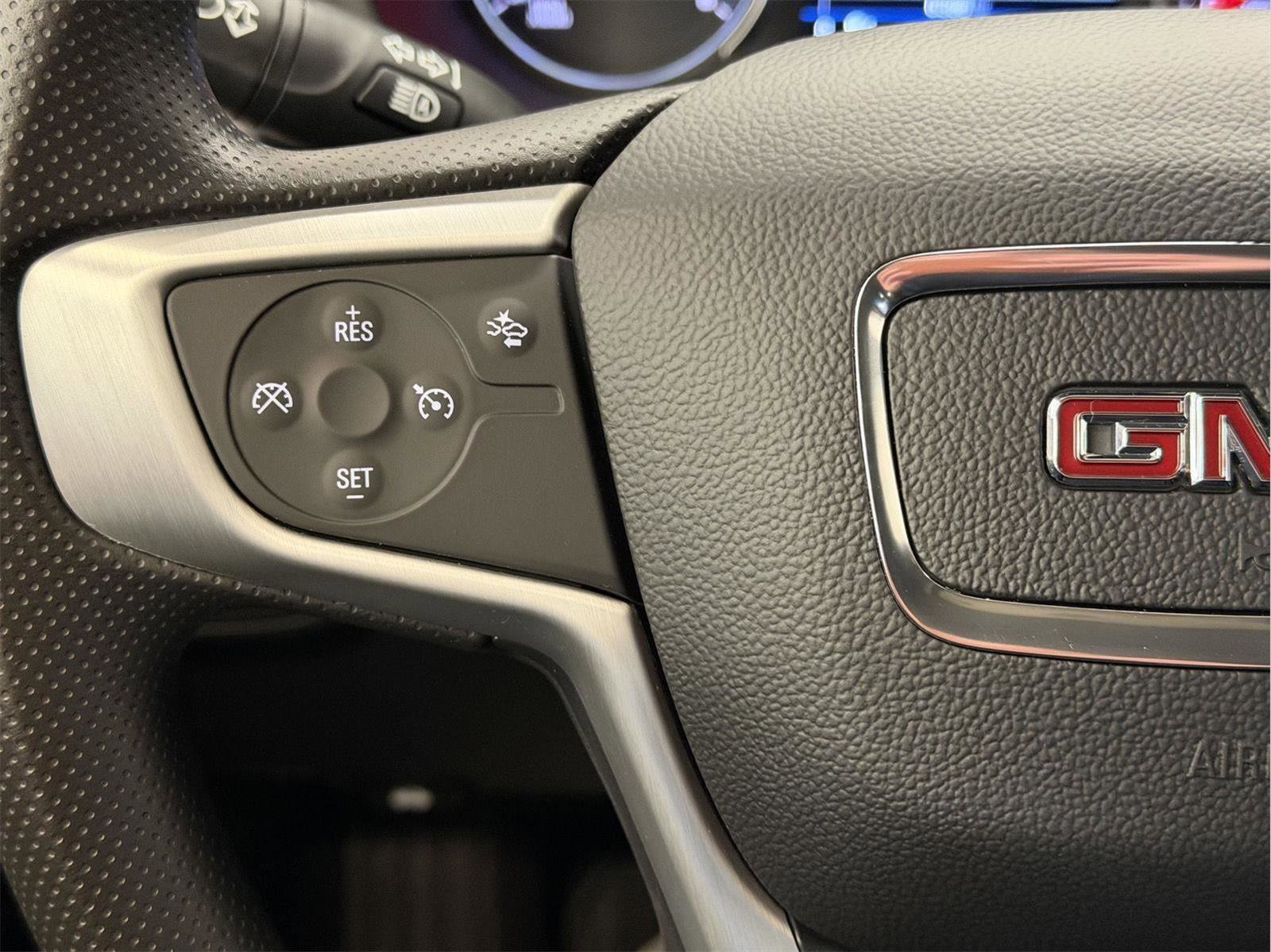 Certified 2024 GMC Terrain SLE w/ Driver Convenience Package image 16