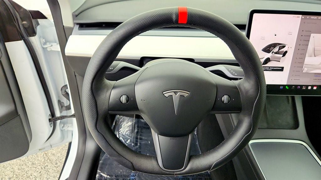 Used 2022 Tesla Model Y Performance AWD/4WD image 13
