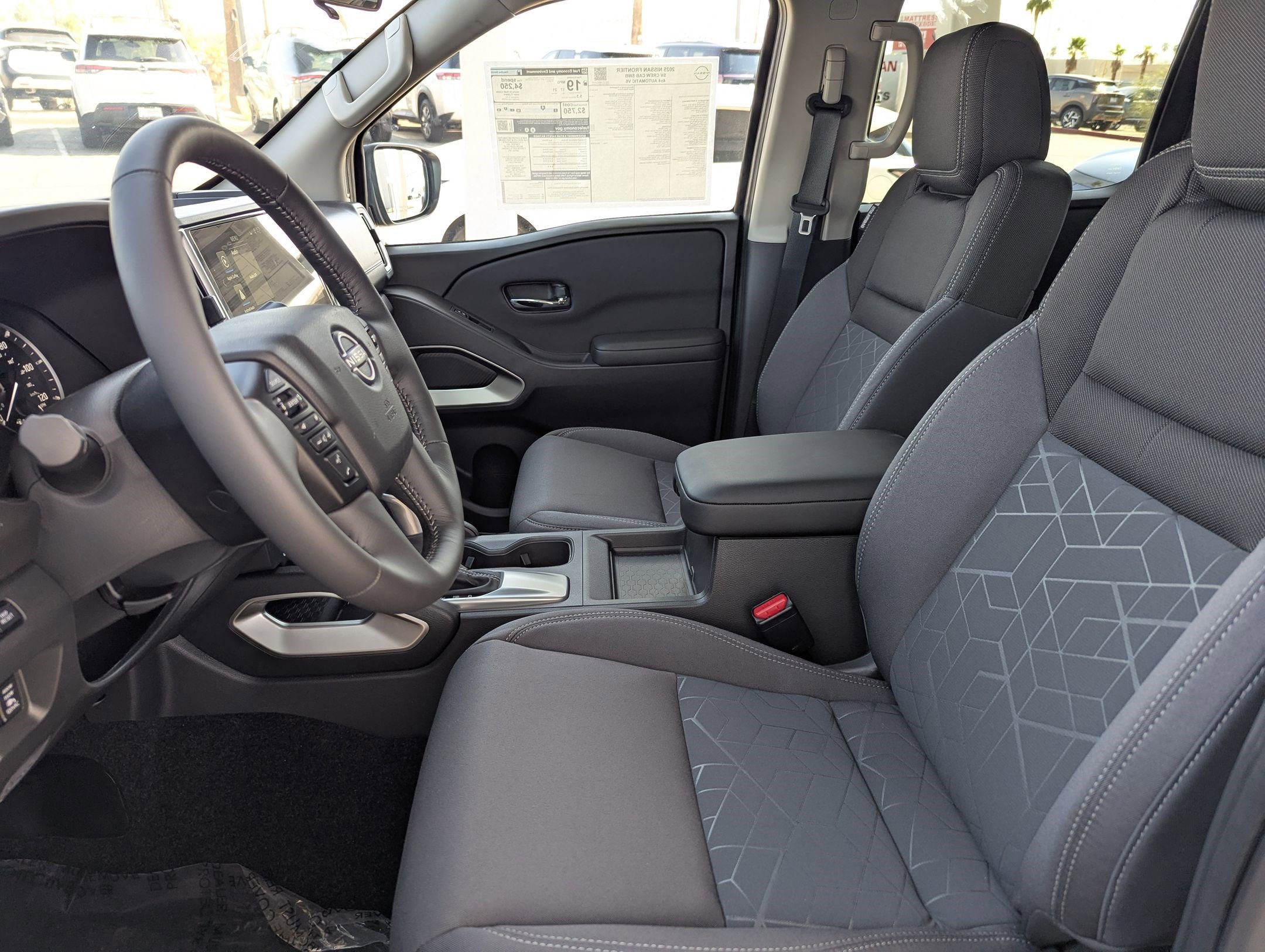 New 2025 Nissan Frontier SV w/ SV Convenience Package AWD/4WD image 11