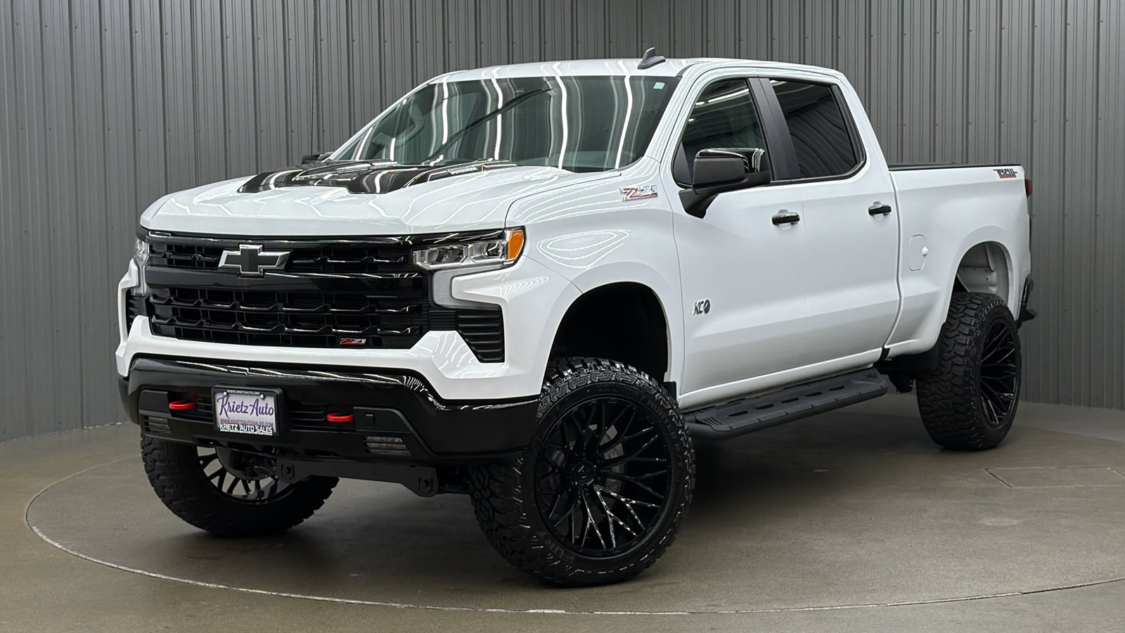 Used 2026 Chevrolet Silverado 1500 LT Trail Boss AWD/4WD image 1