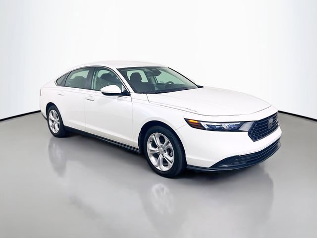 Certified 2025 Honda Accord LX image 22