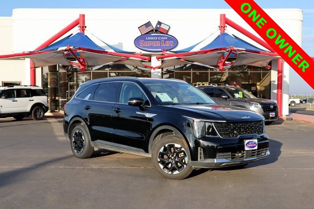 Used 2024 Kia Sorento S