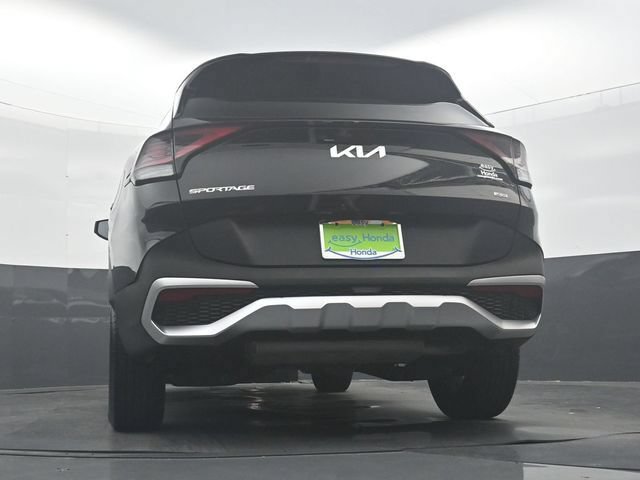 Used 2025 Kia Sportage LX AWD/4WD image 31