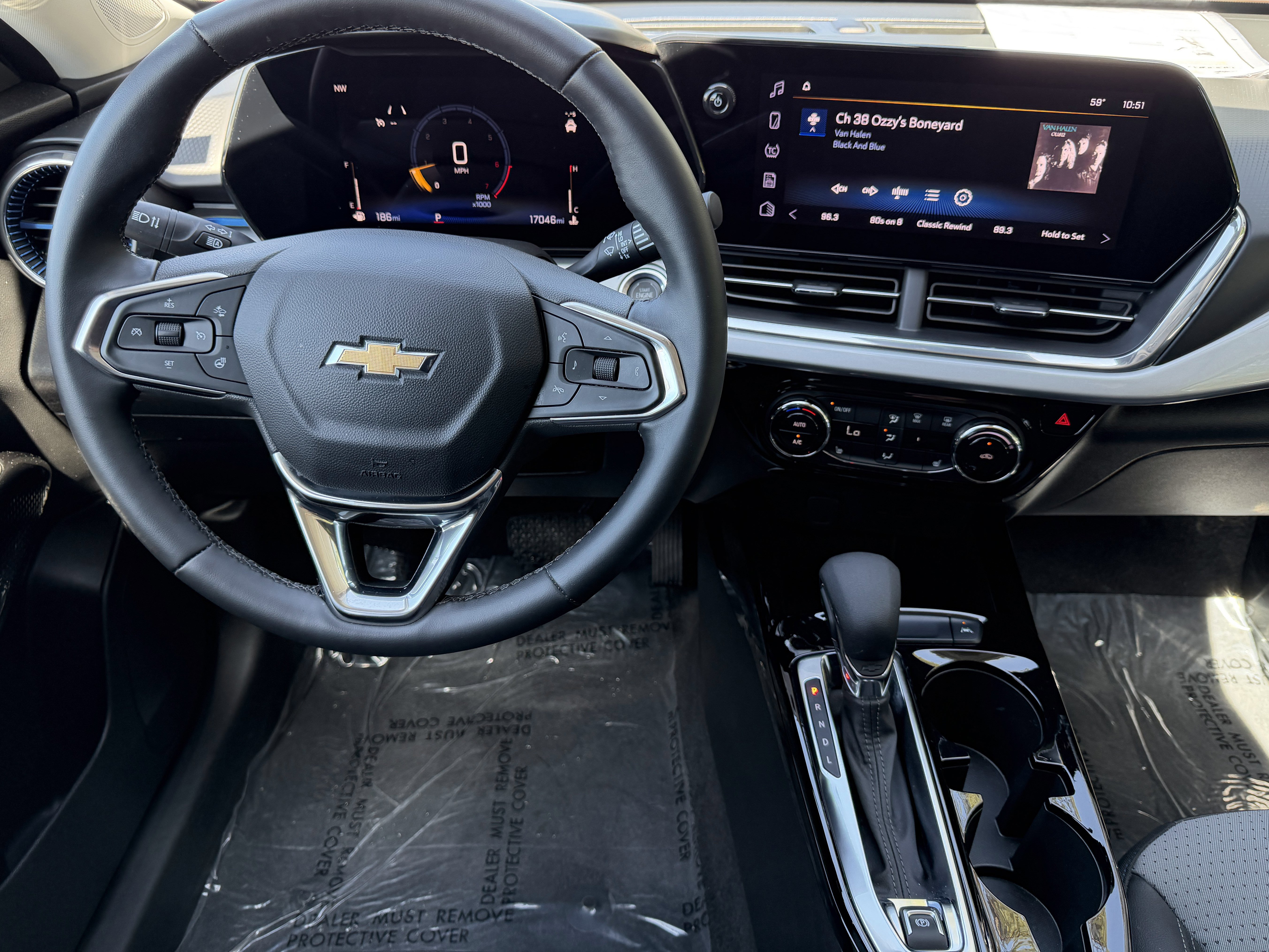 Used 2024 Chevrolet Trax LT w/ Driver Confidence Package image 18