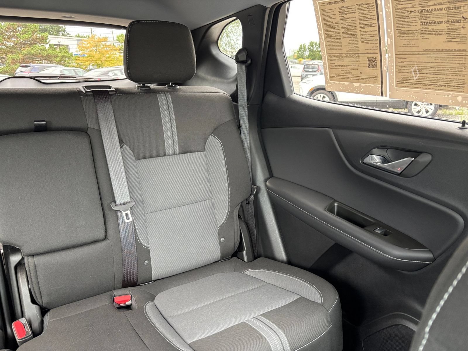 Used 2025 Chevrolet Blazer LT FWD image 38