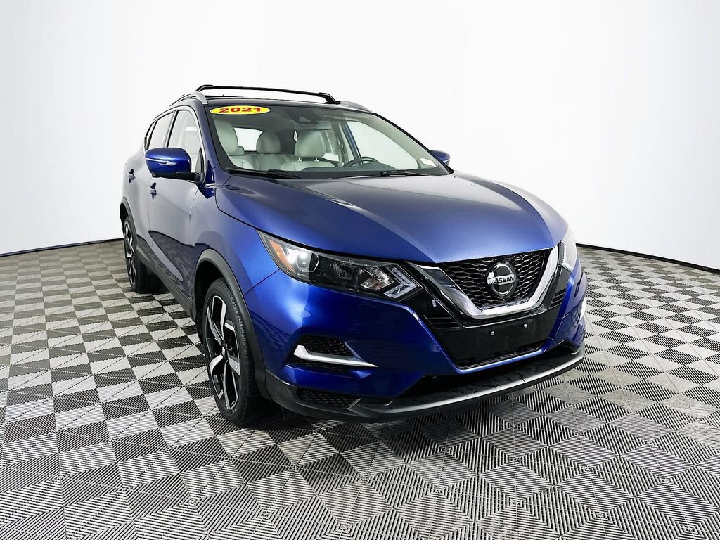 Certified 2021 Nissan Rogue Sport SL FWD image 2