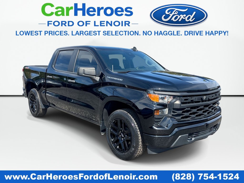 Used 2022 Chevrolet Silverado 1500 Custom AWD/4WD image 1