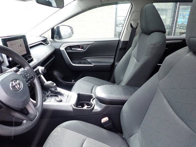 Used 2024 Toyota RAV4 XLE w/ Convenience Package image 15