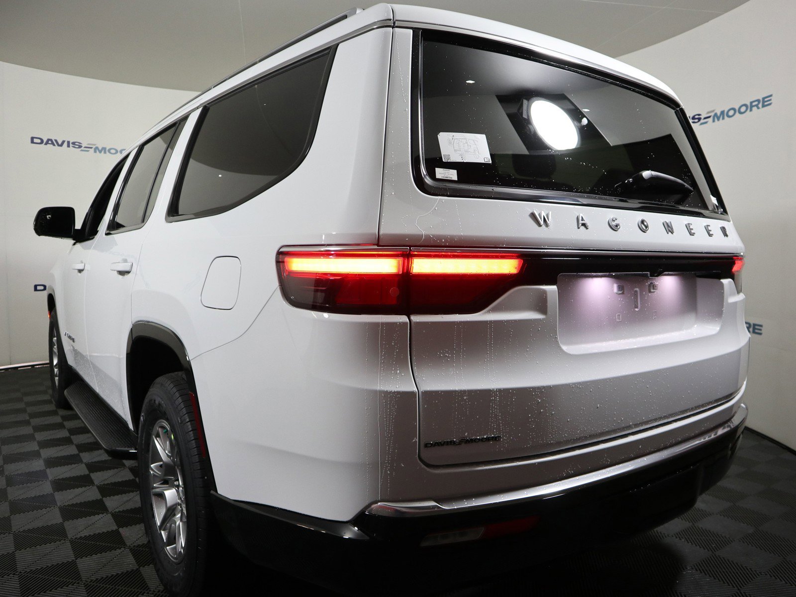 New 2024 Jeep Wagoneer 4WD w/ Convenience Group I image 9