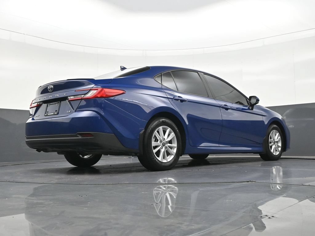 Used 2025 Toyota Camry LE w/ Convenience Package FWD image 27