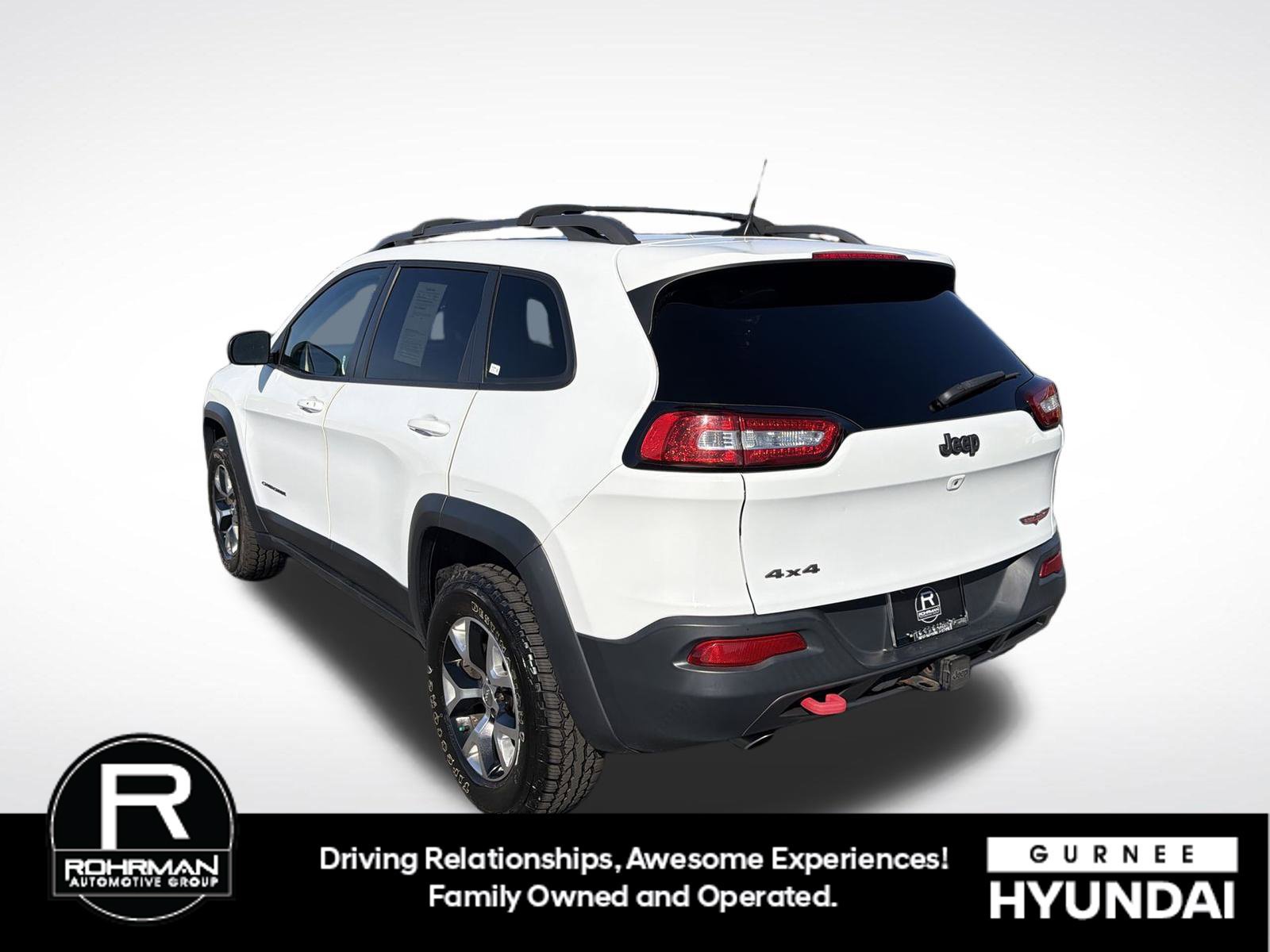 Used 2017 Jeep Cherokee Trailhawk w/ Comfort/Convenience Group AWD/4WD image 7