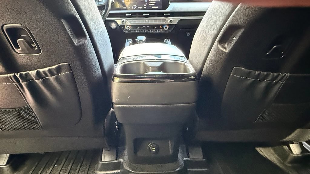 Used 2023 Kia Telluride EX X-Line AWD/4WD image 32
