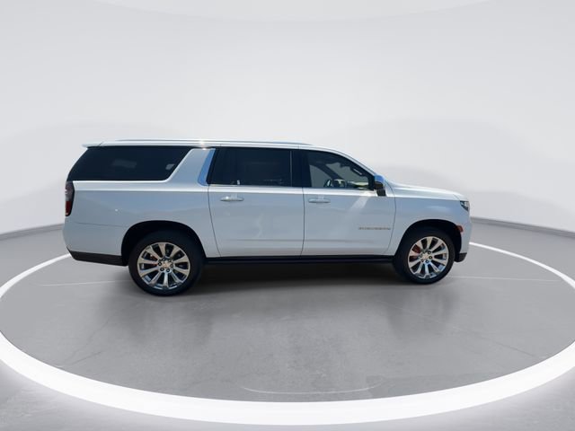 Used 2022 Chevrolet Suburban Premier AWD/4WD image 9