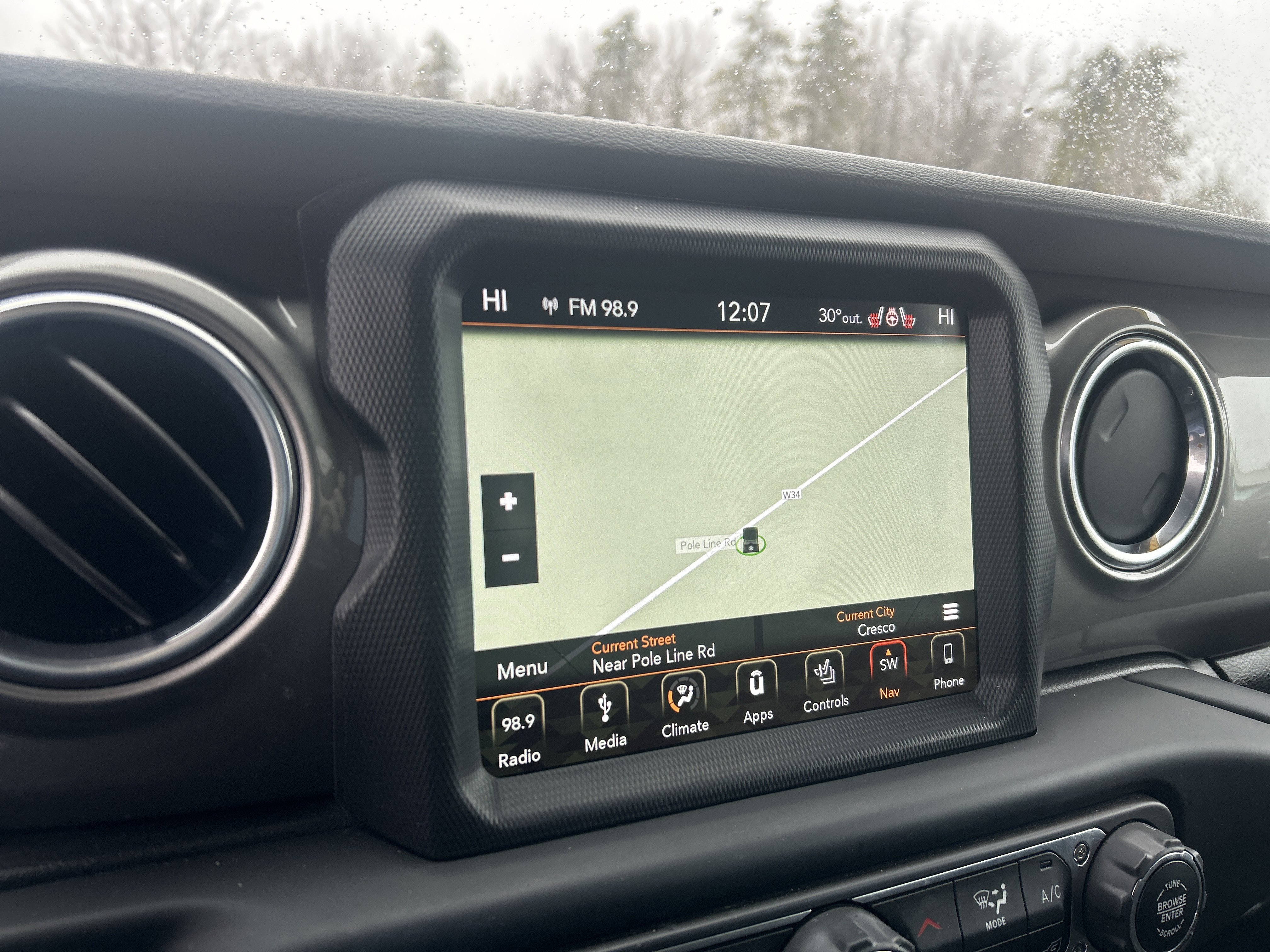 Used 2018 Jeep Wrangler Unlimited Sahara image 19