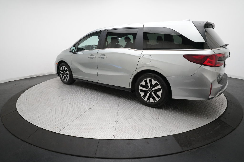 Certified 2025 Honda Odyssey EX-L image 34