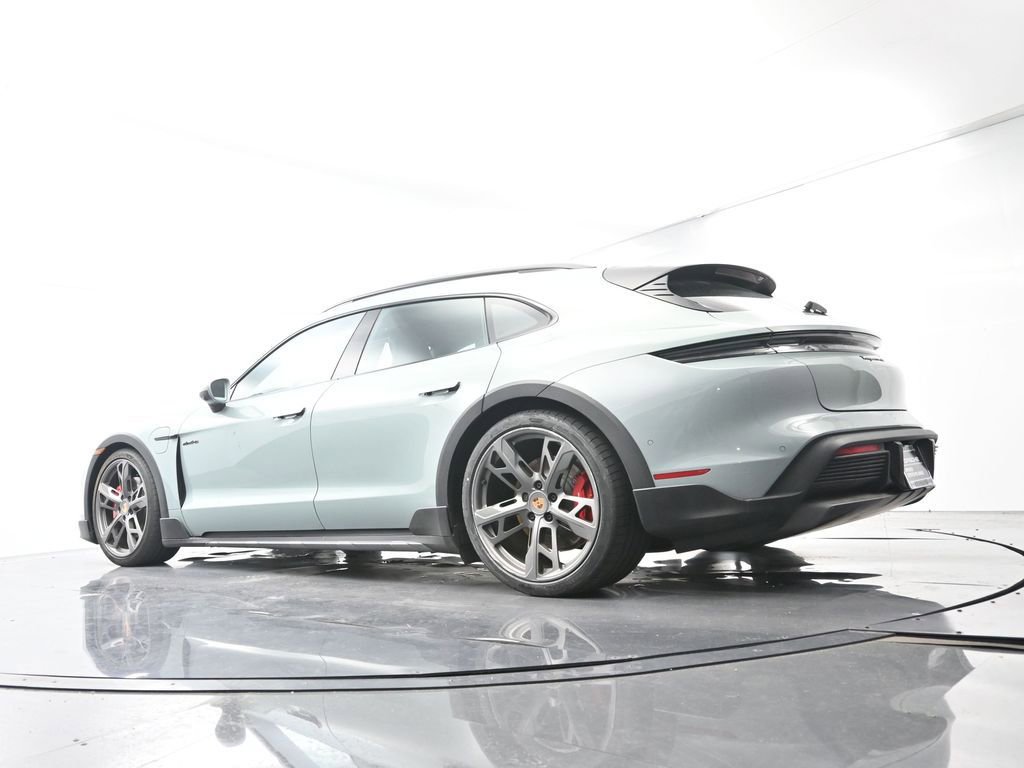 Certified 2025 Porsche Taycan 4S AWD/4WD image 46
