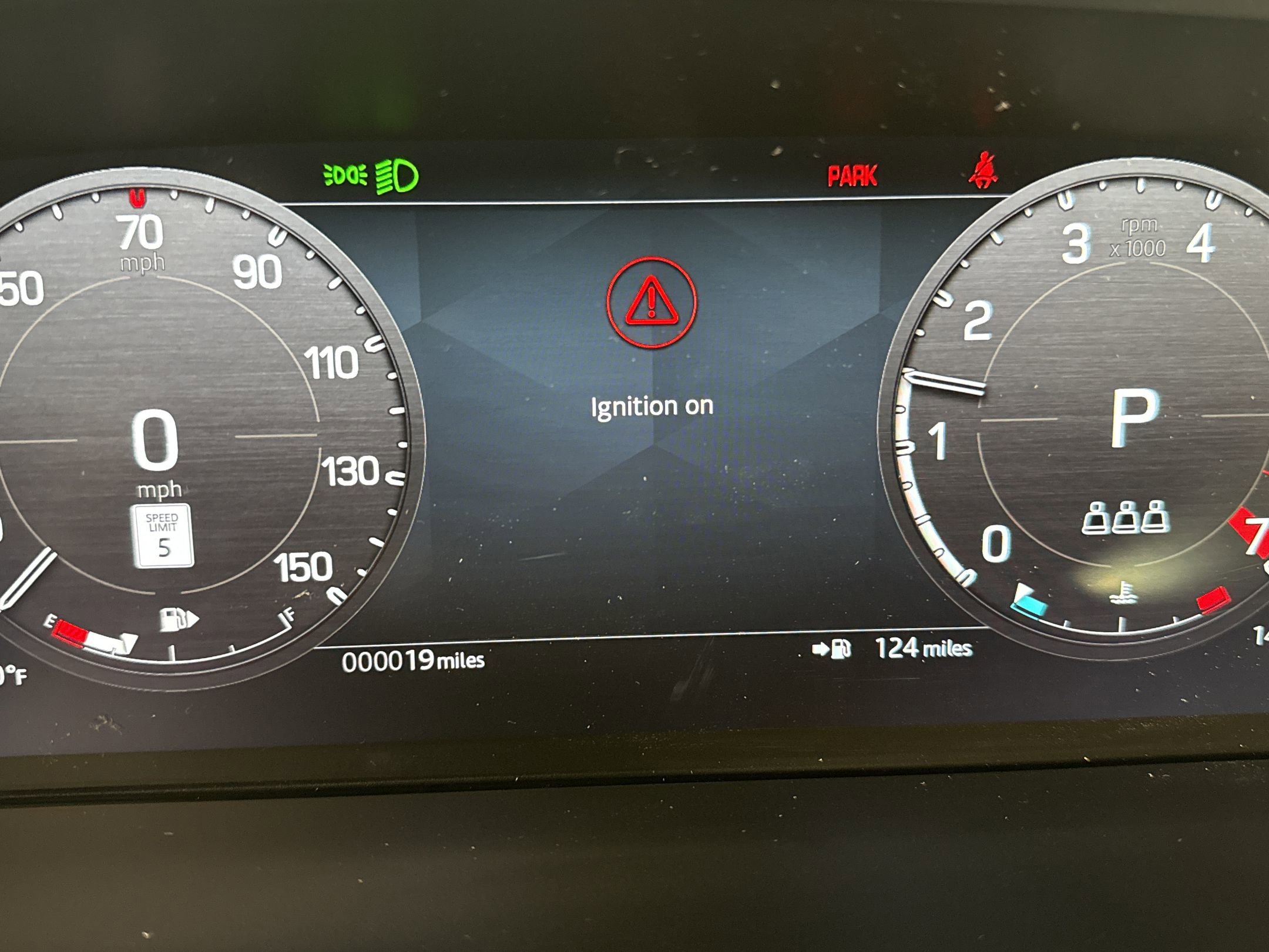 New 2026 Land Rover Defender 110 X-Dynamic SE AWD/4WD image 16