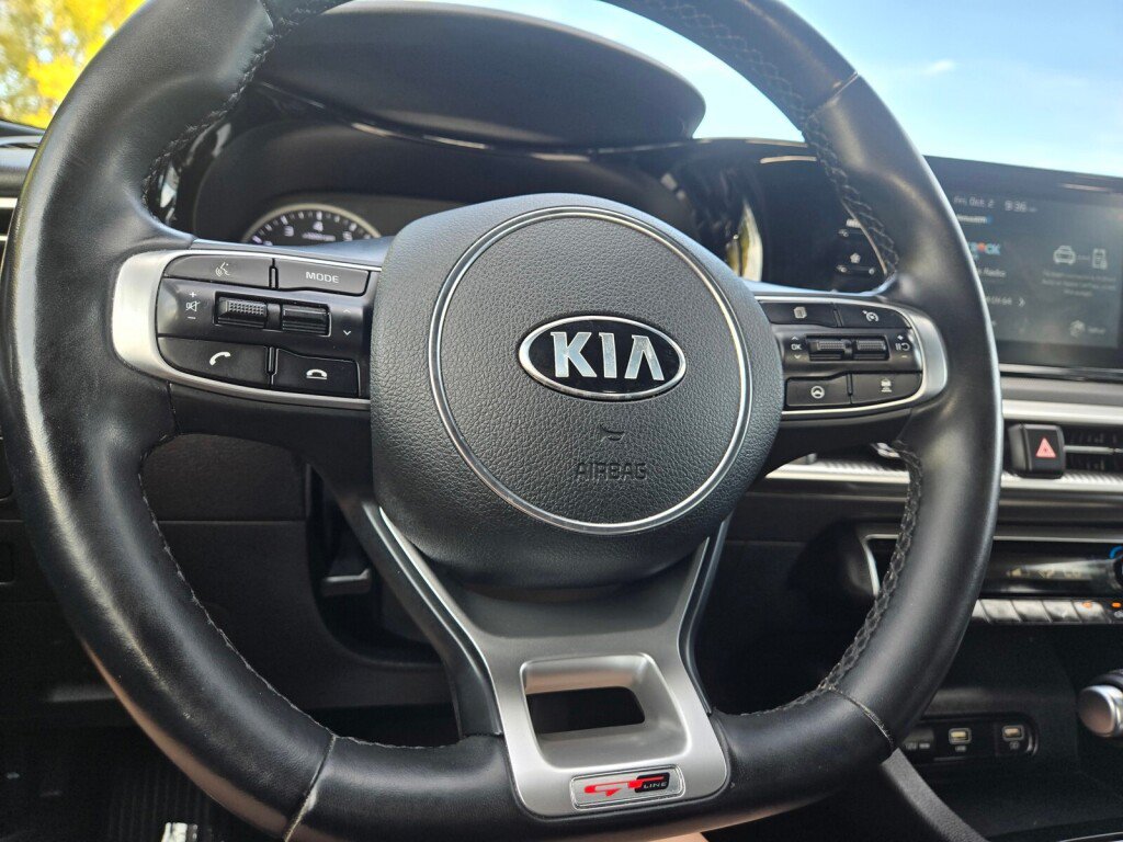 Used 2021 Kia K5 GT-Line AWD/4WD image 23