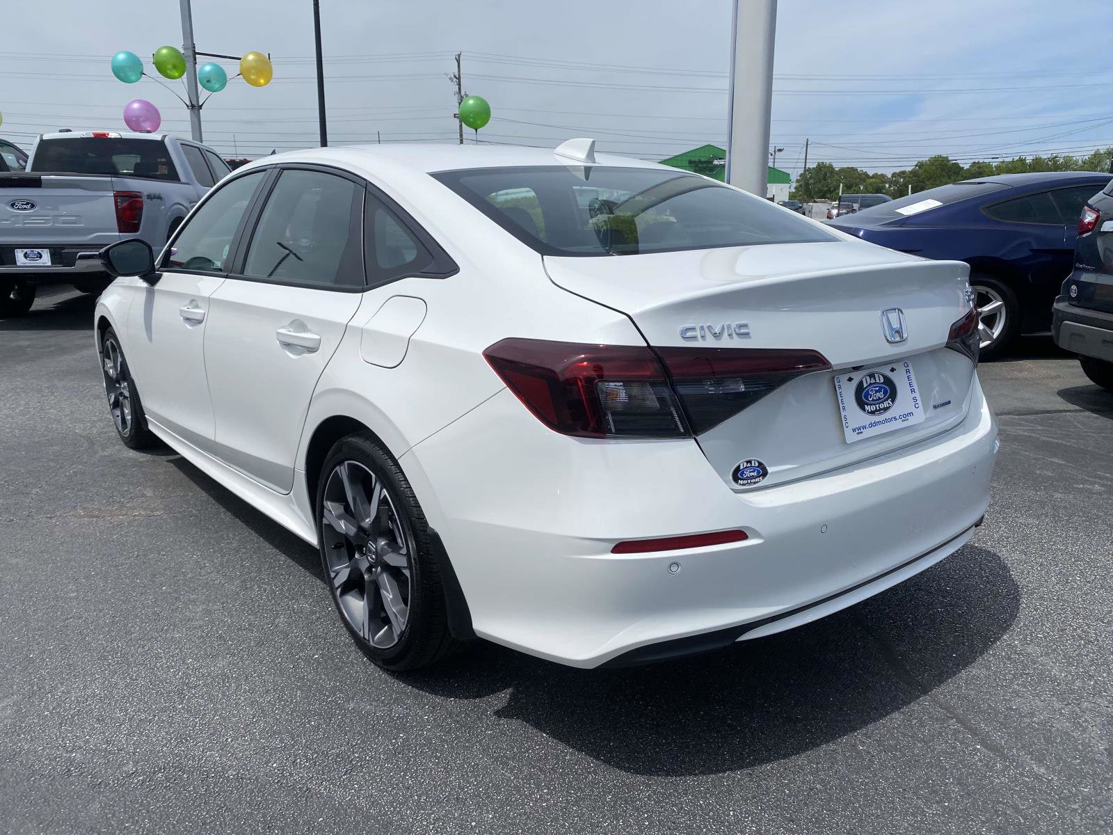 Used 2025 Honda Civic FWD Hybrid Sedan image 5