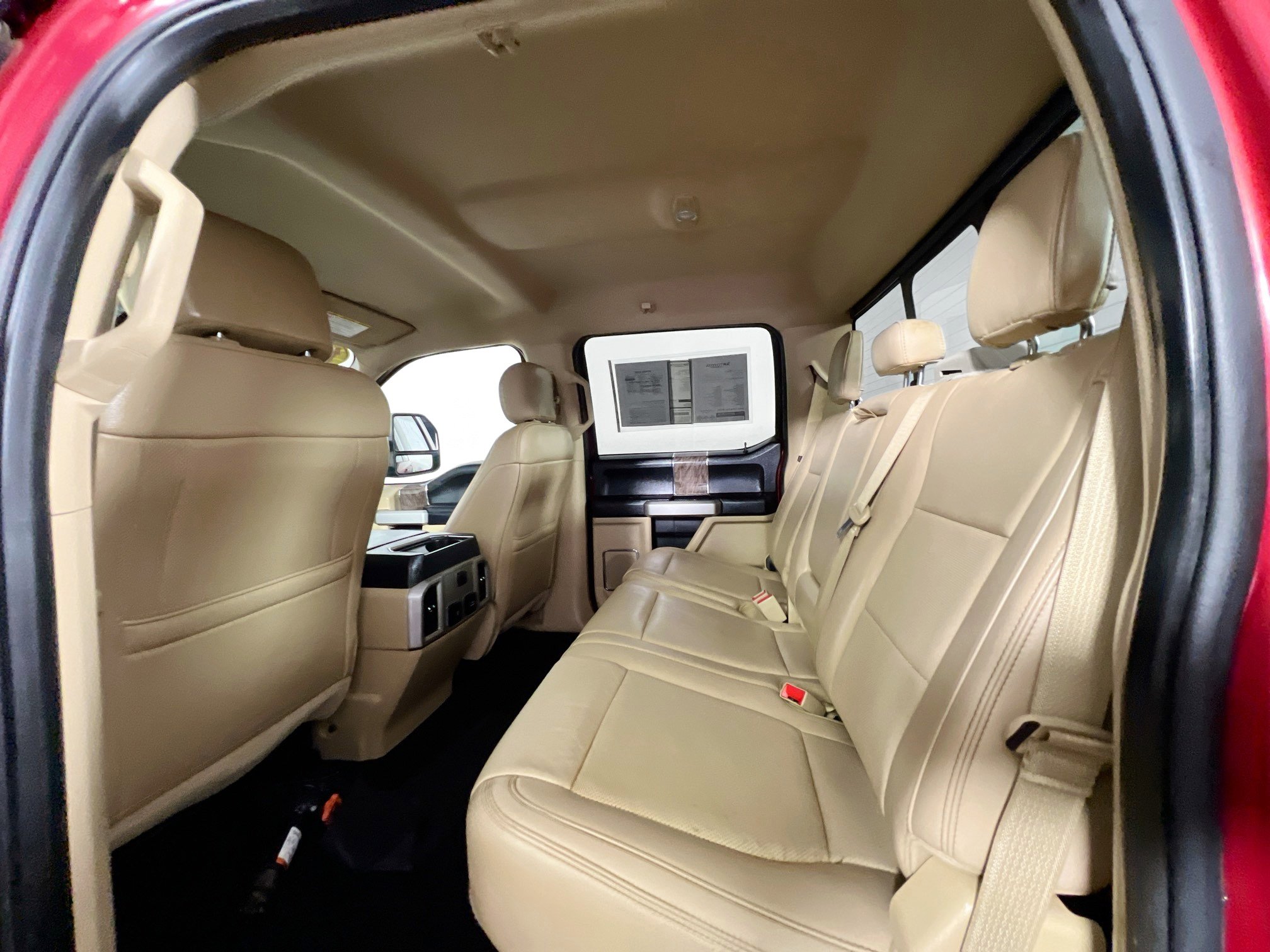 Used 2019 Ford F350 Lariat w/ Lariat Value Package image 27