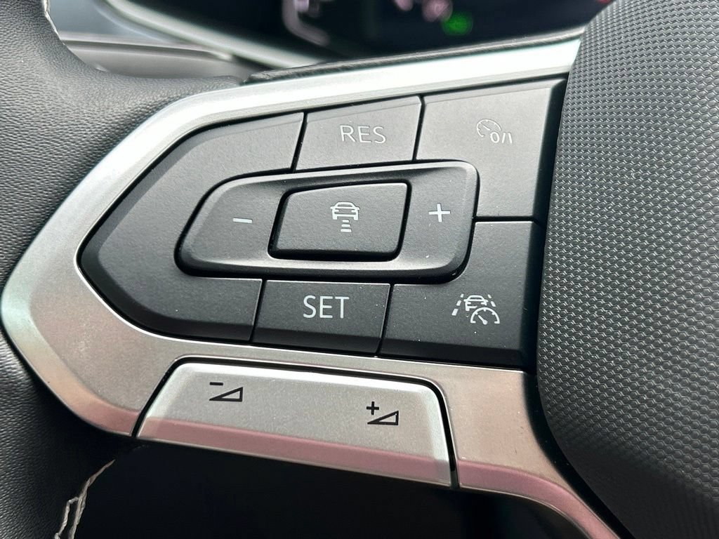 New 2026 Volkswagen Taos SEL AWD/4WD image 27