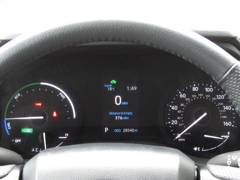 Used 2024 Toyota Sienna LE AWD/4WD image 24