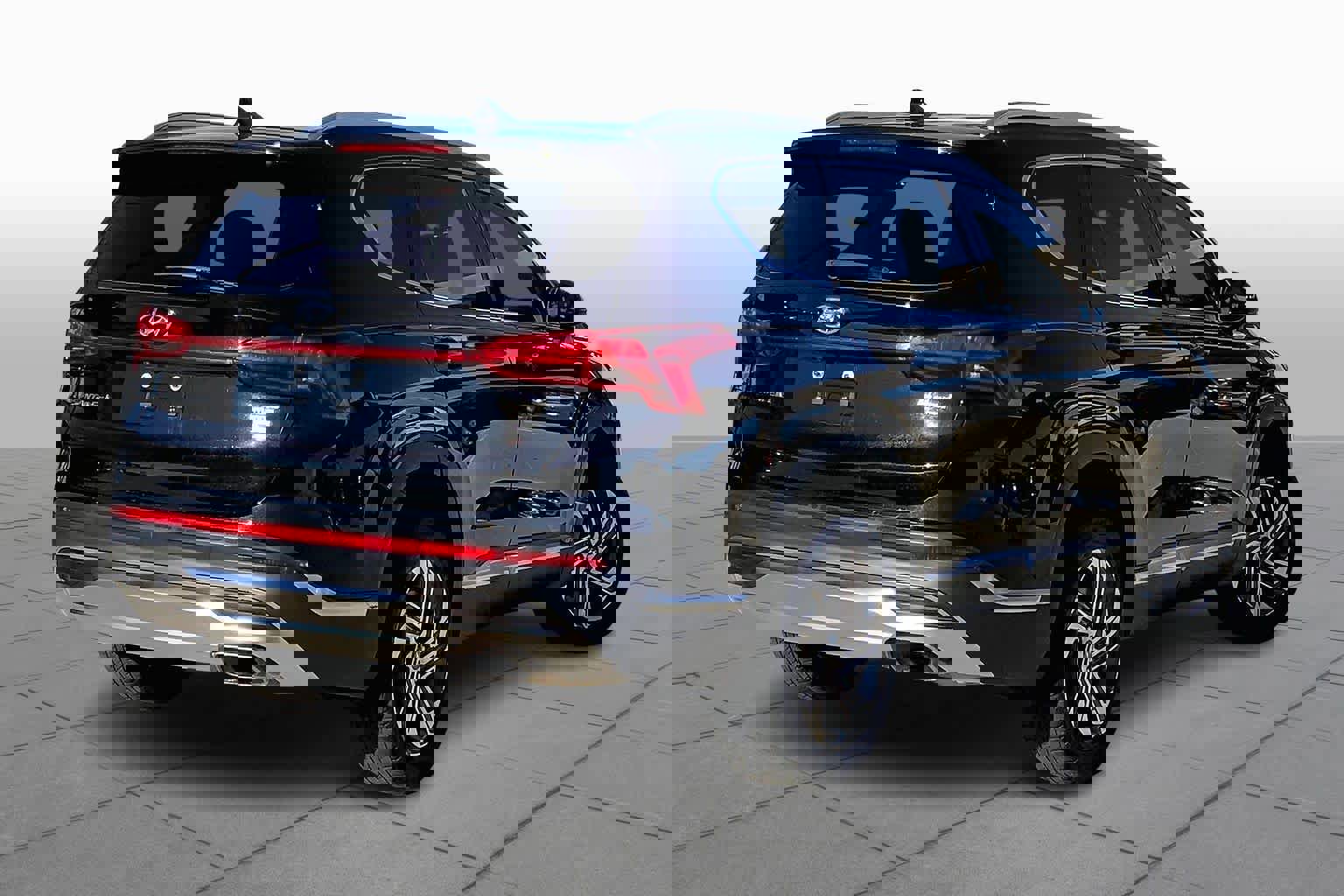 Used 2021 Hyundai Santa Fe SEL w/ Cargo Package image 12