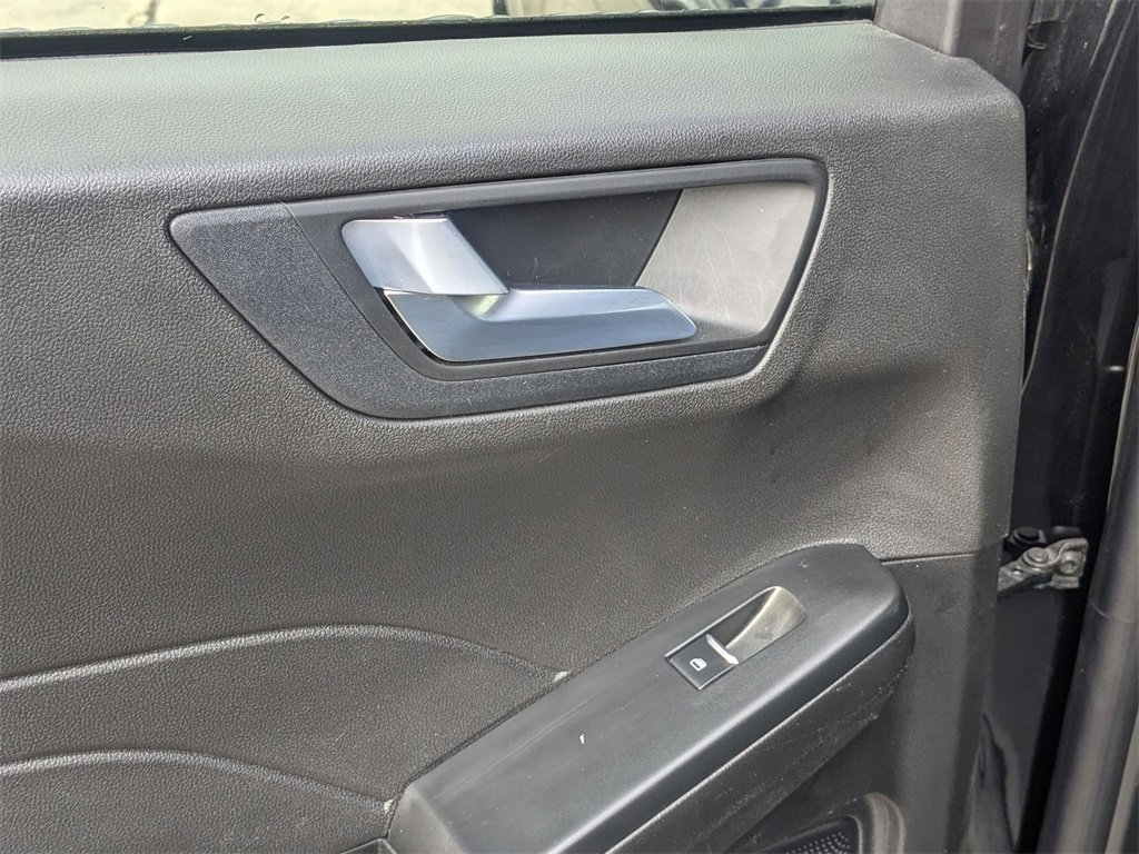 Used 2024 Ford Escape ST-Line image 25