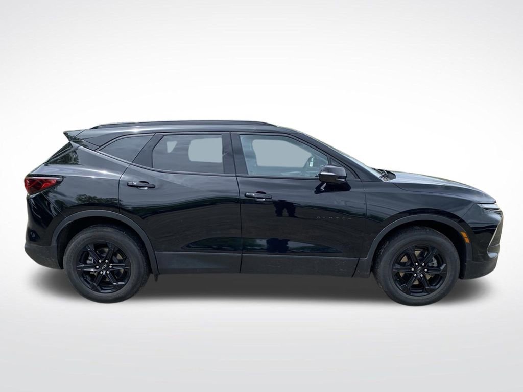 Used 2023 Chevrolet Blazer LT w/ Midnight/Sport Edition AWD/4WD image 8