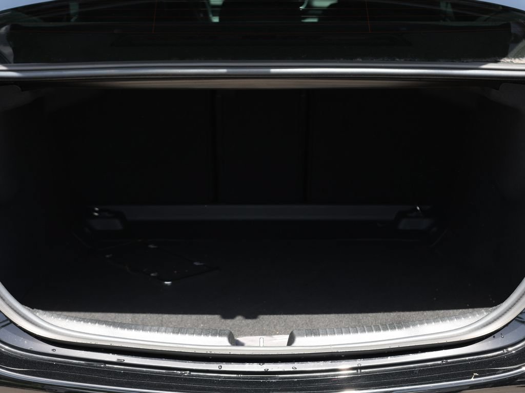 Used 2025 Mercedes-Benz C 300 Sedan image 8