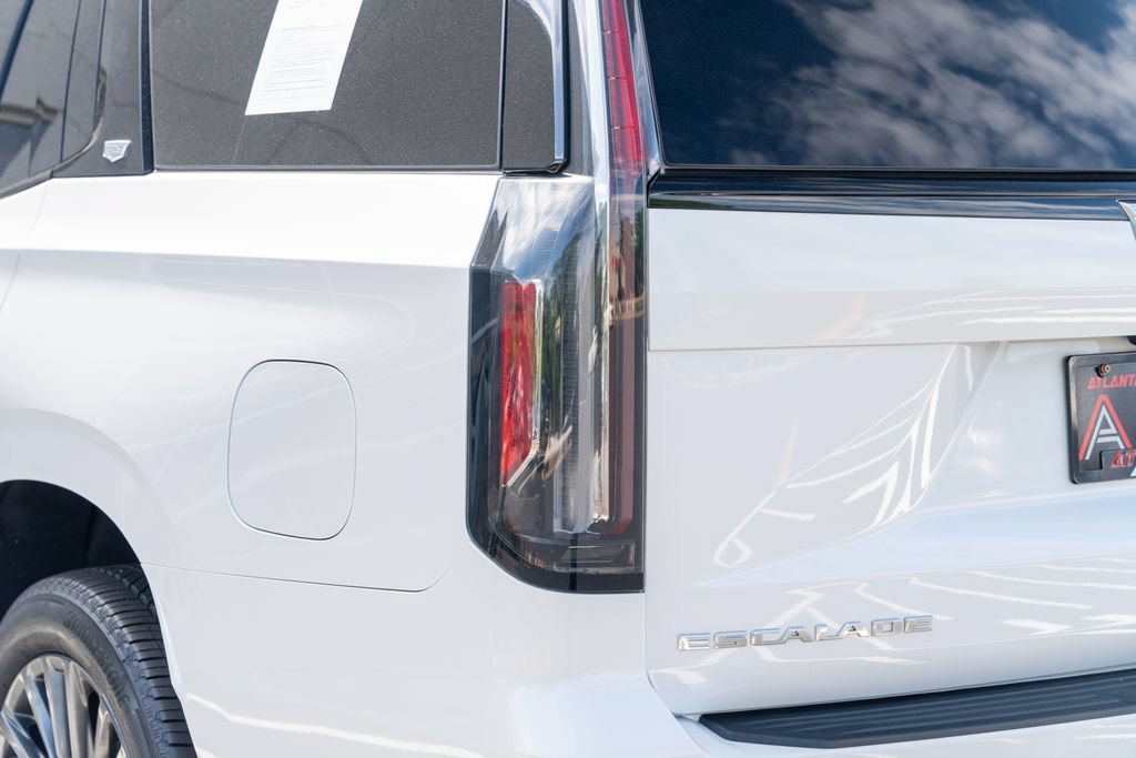 Used 2023 Cadillac Escalade V AWD/4WD image 18