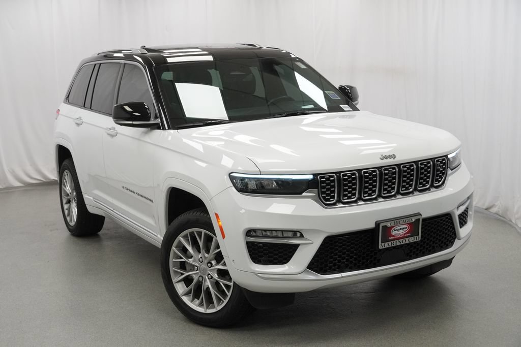 Certified 2022 Jeep Grand Cherokee Summit w/ Adv Protech Group IV AWD/4WD image 9