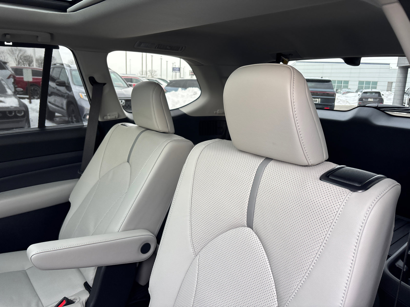 Used 2026 Toyota Grand Highlander AWD image 26