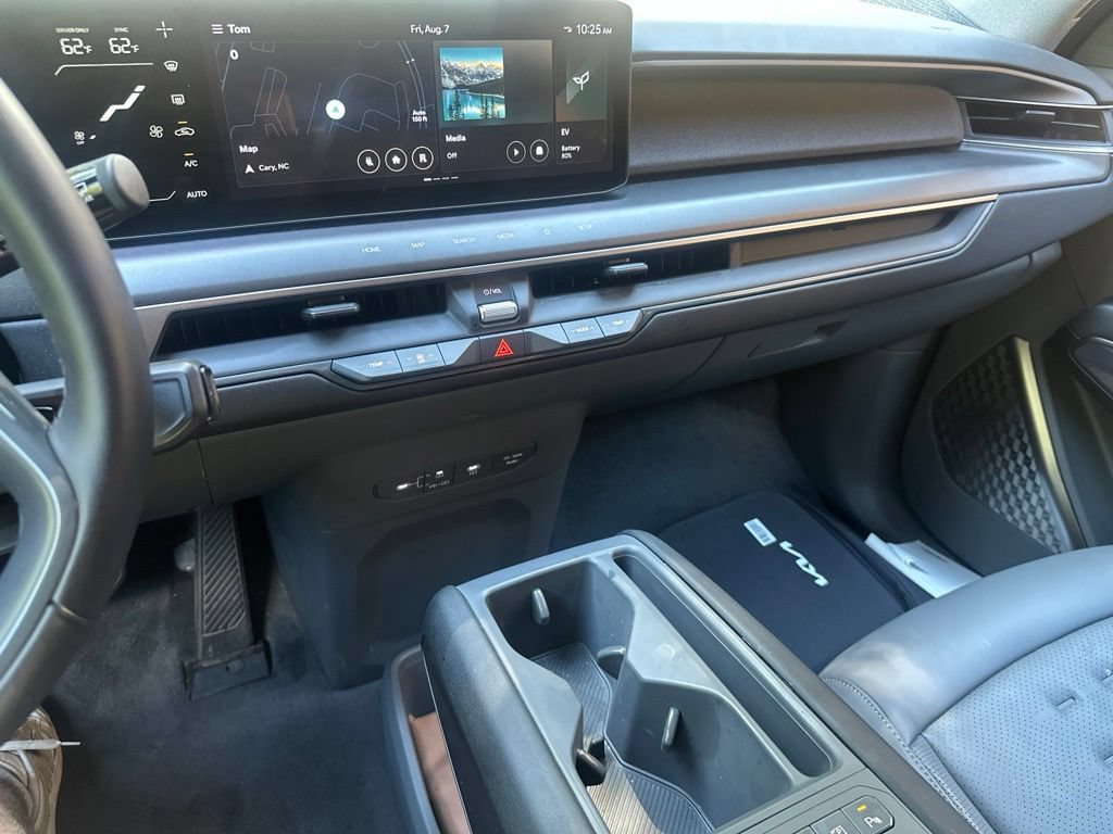Used 2024 Kia EV9 Wind AWD/4WD image 13