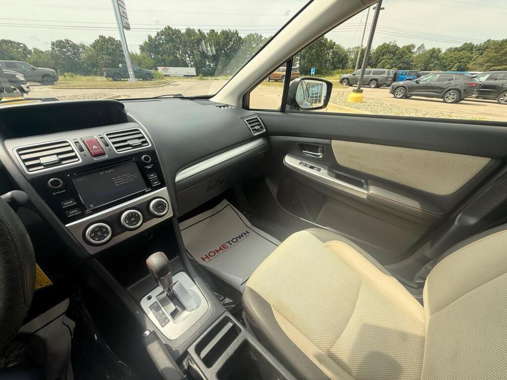 Used 2017 Subaru Crosstrek 2.0i Premium AWD/4WD image 21