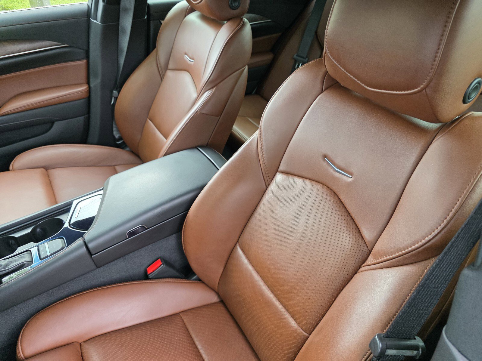 Used 2019 Cadillac CTS Premium Luxury RWD image 12
