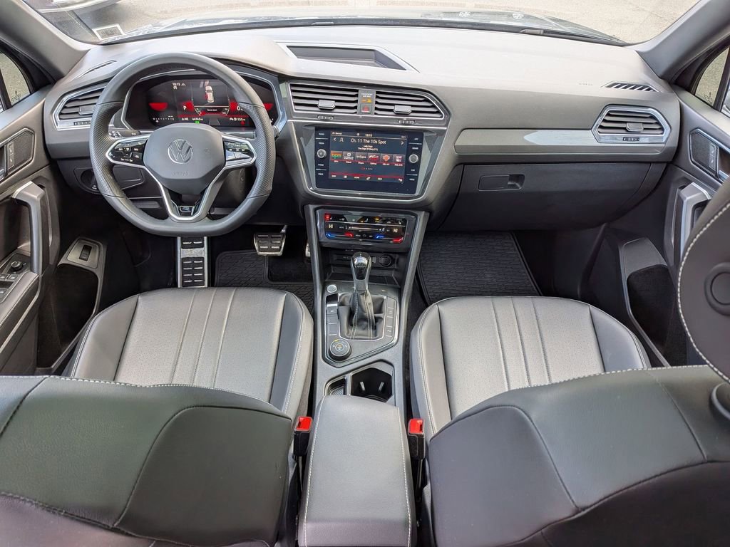 Used 2024 Volkswagen Tiguan SE R-Line AWD/4WD image 24