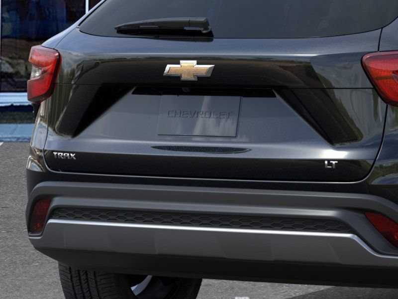 New 2026 Chevrolet Trax LT w/ LT Convenience Package FWD image 14