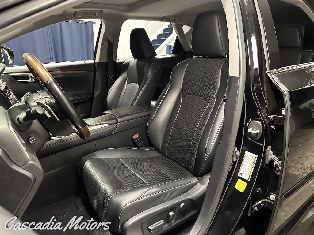 Used 2020 Lexus RX 450hL AWD w/ Premium Package image 14