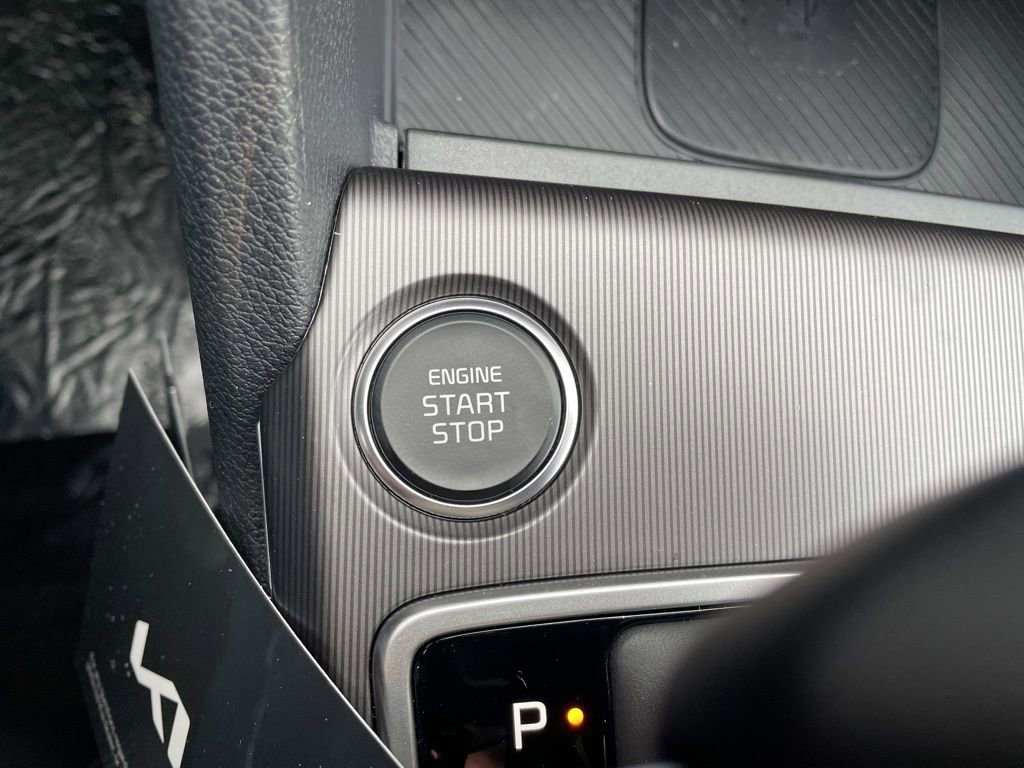 New 2026 Kia Sportage SX FWD image 22