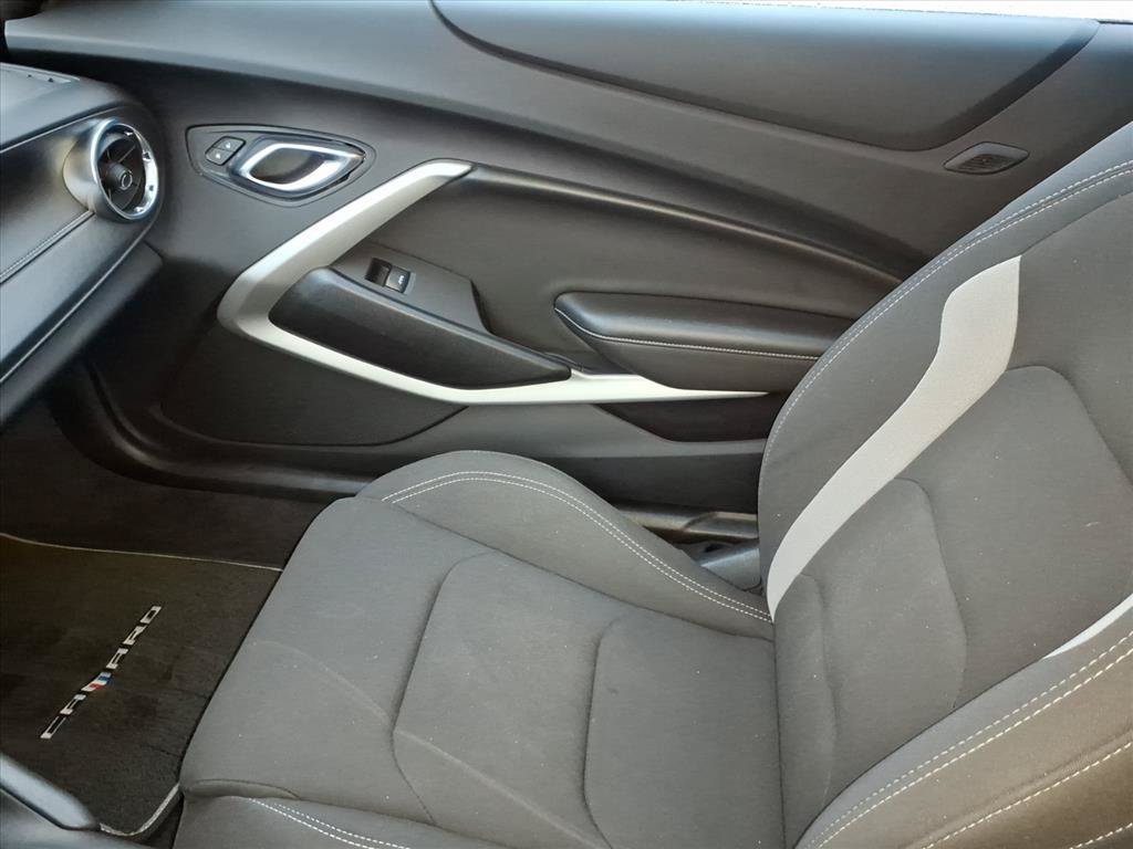 Certified 2020 Chevrolet Camaro LT RWD image 34