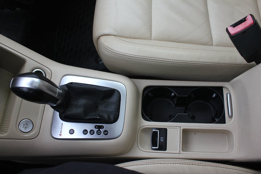 Used 2013 Volkswagen Tiguan SEL AWD/4WD image 20
