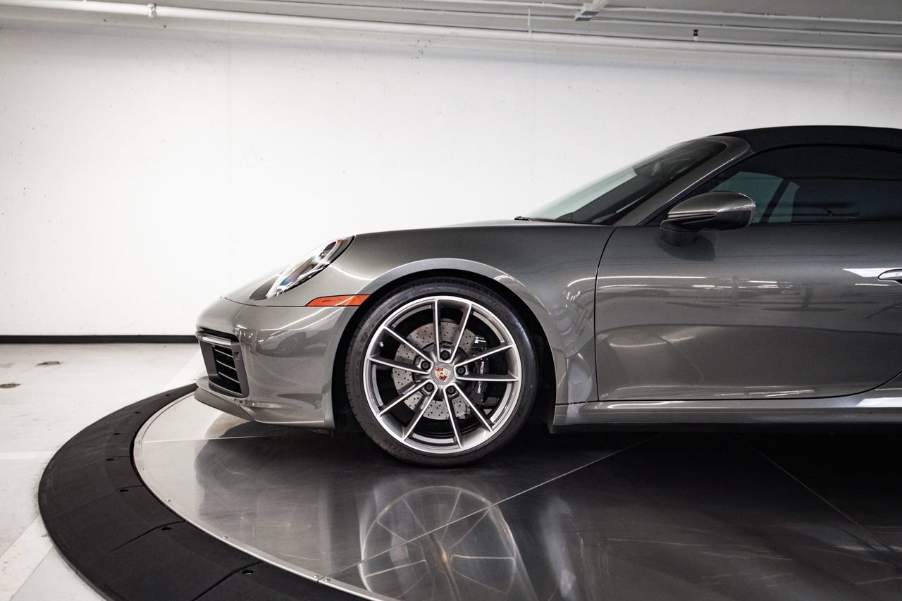 Certified 2020 Porsche 911 Carrera 4S AWD/4WD image 11