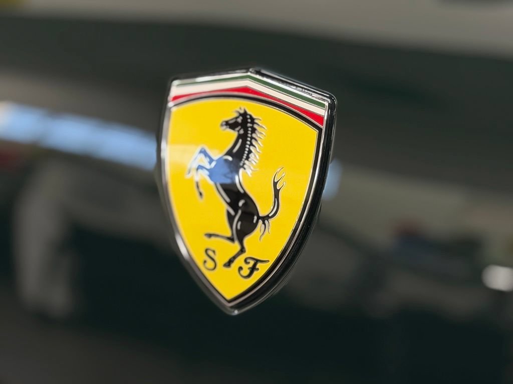 Used 2022 Ferrari Portofino M RWD image 8