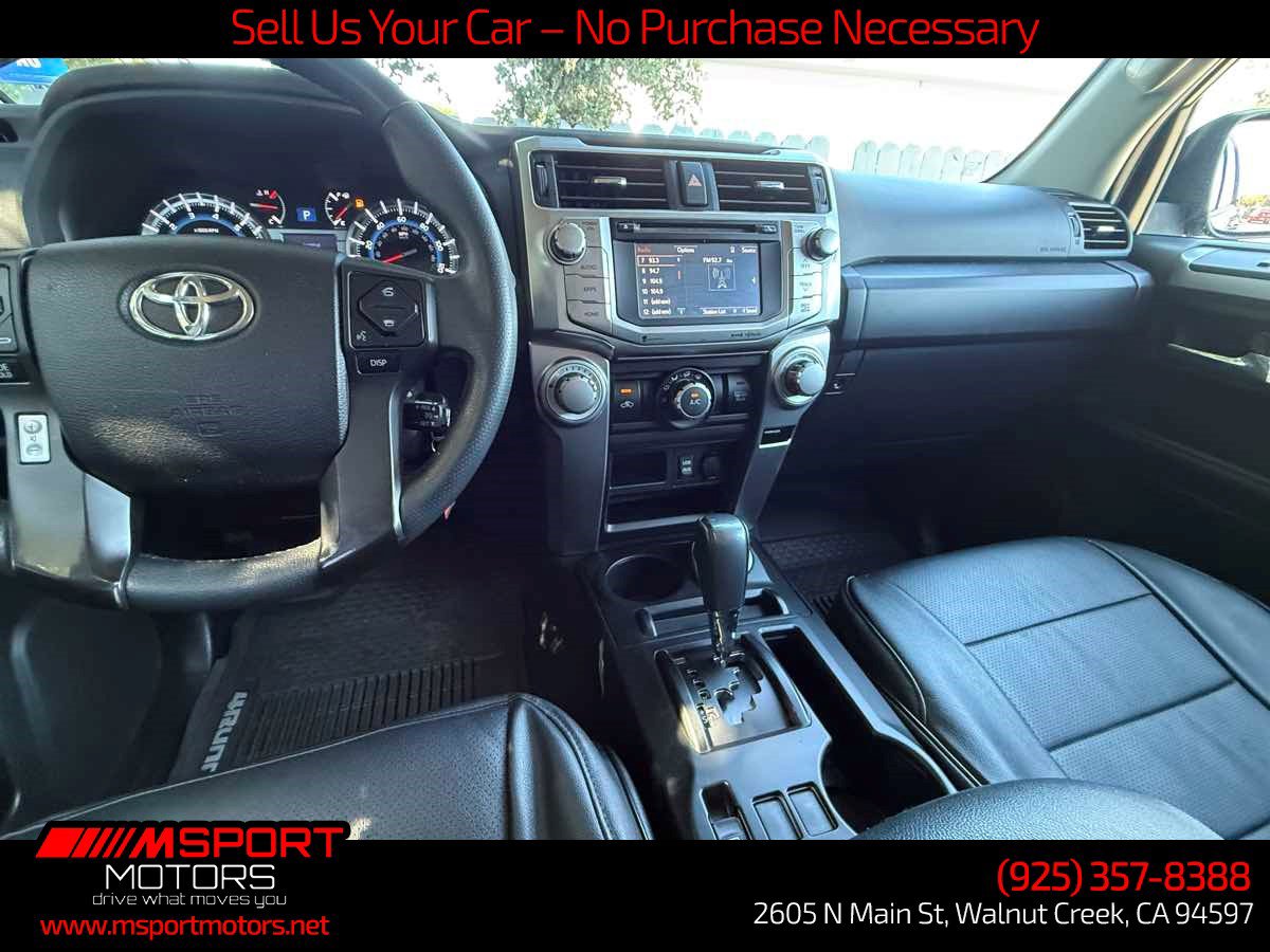 Used 2018 Toyota 4Runner SR5 AWD/4WD image 24